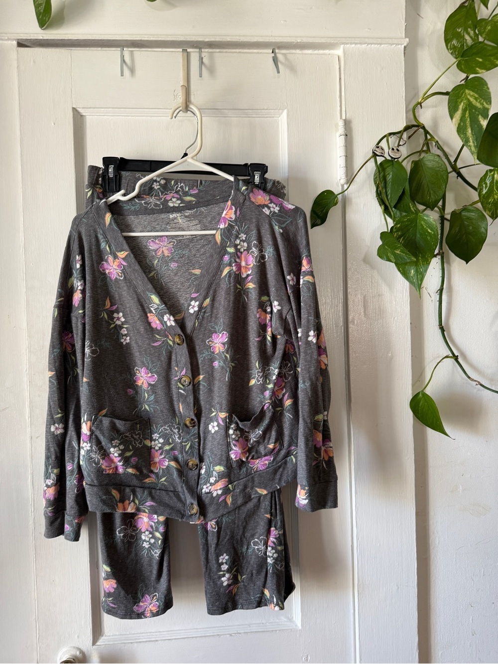 Joyspun size M Cozy Gray Floral Button-Up Lounge Set